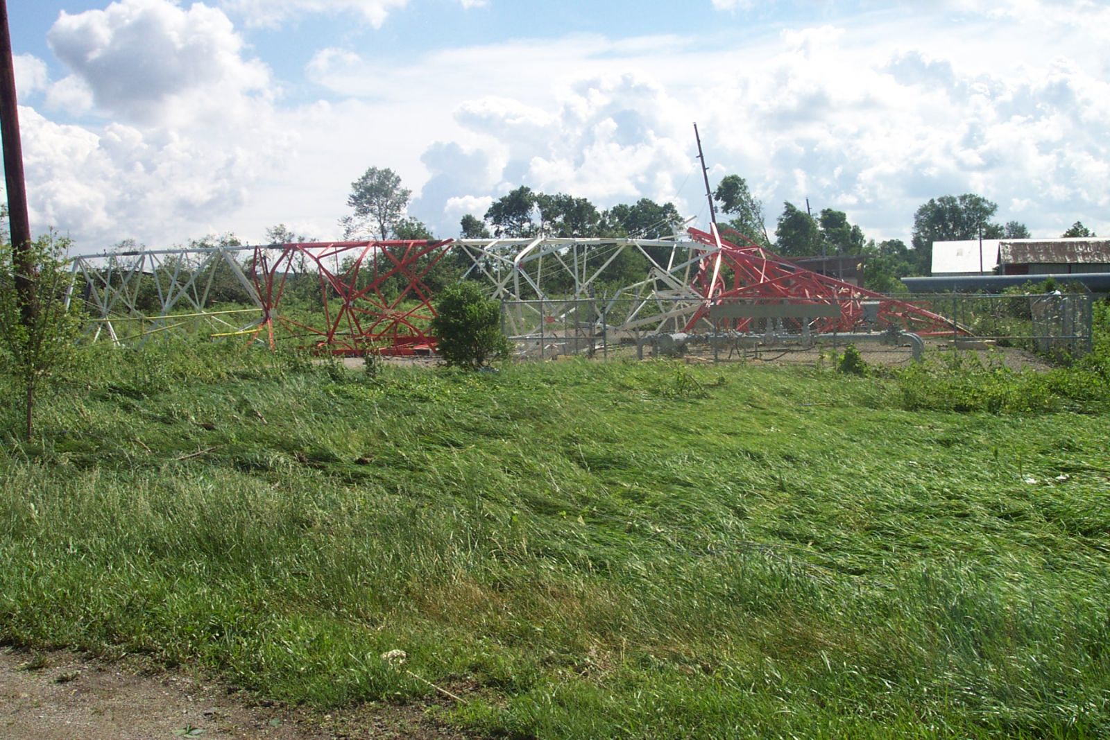 Peru tornado damage May 30, 2004